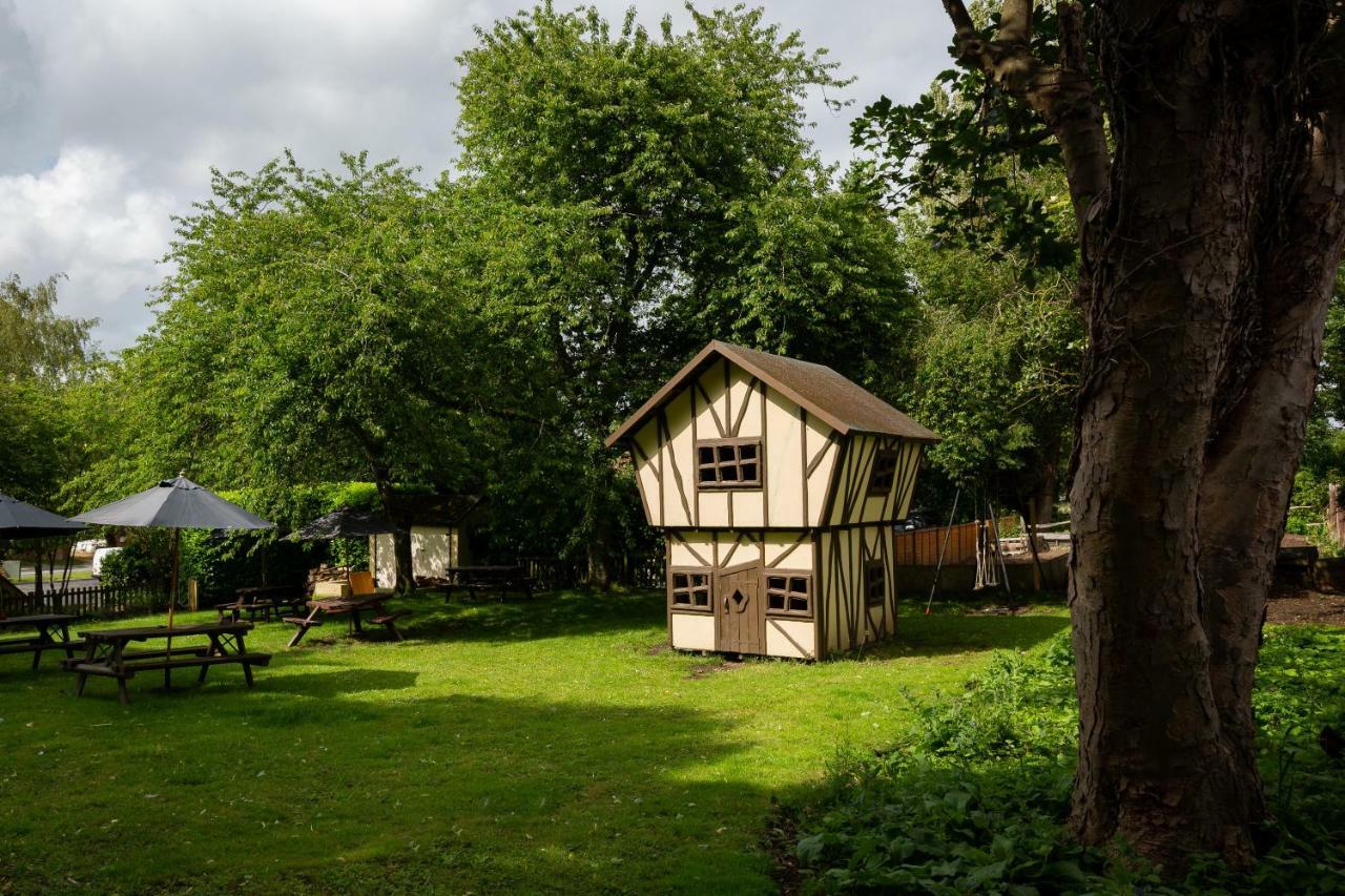 The Poacher Inn ฮุค ภายนอก รูปภาพ